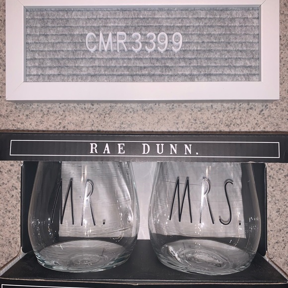 NWT Rae Dunn Mr & Mrs Wine Glasses